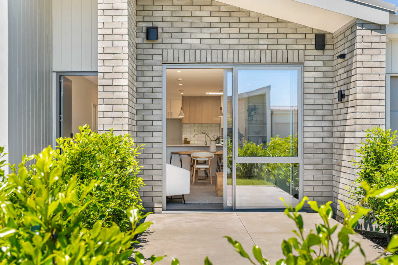 Villa 27 Vivid Living Karaka 25