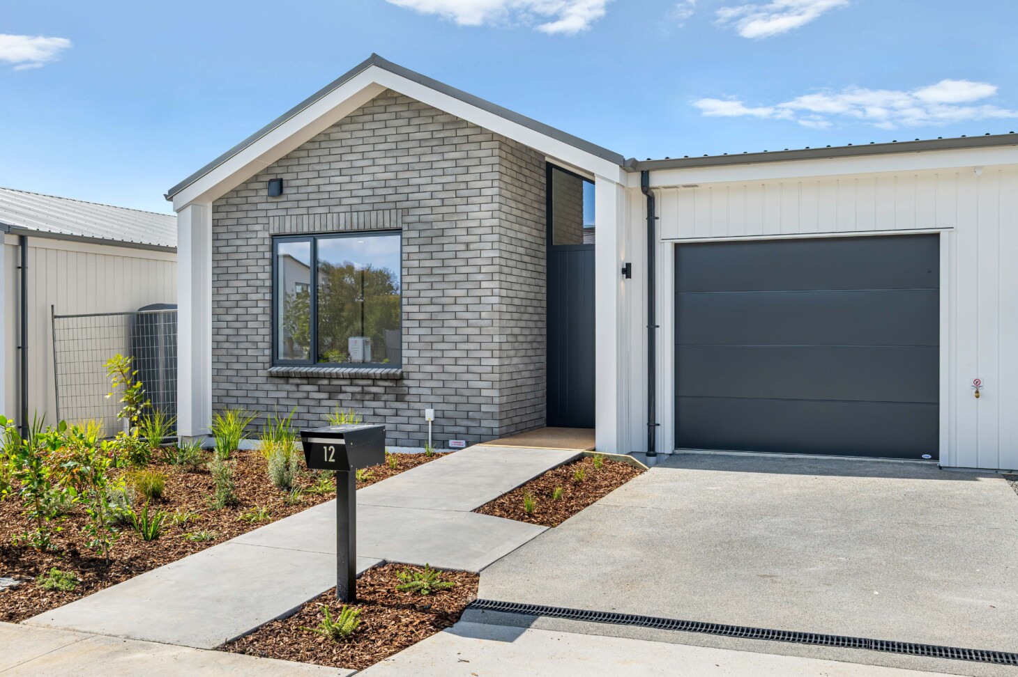 House 12 Vivid Living Karaka 25