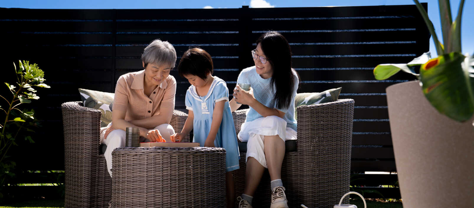 250320 Vivid Fletcher Living 1124